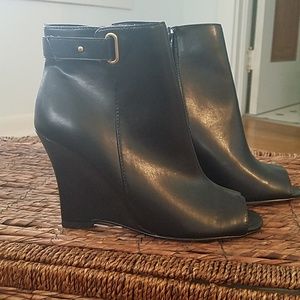 Forever 21 black boots
